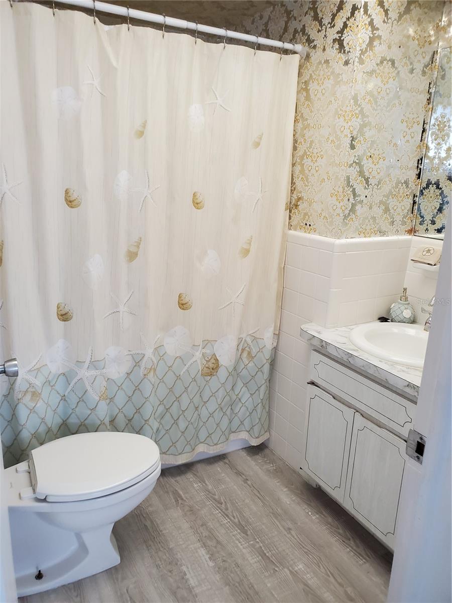 Image 15 of 20 For 300 64th Avenue 420