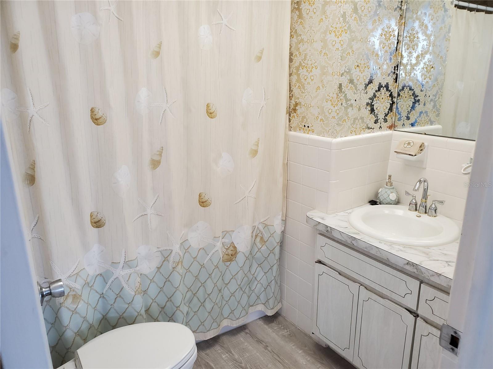 Image 16 of 20 For 300 64th Avenue 420