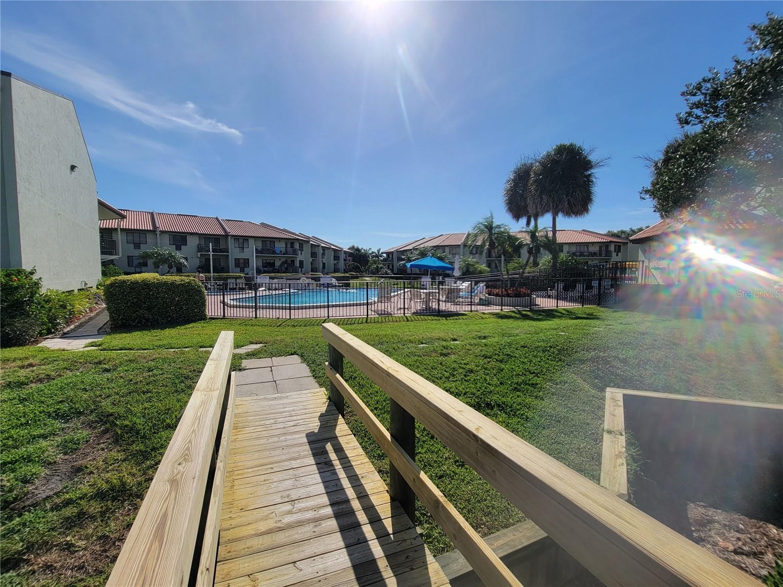 Image 3 of 47 For 1515 Pinellas Bayway S 38