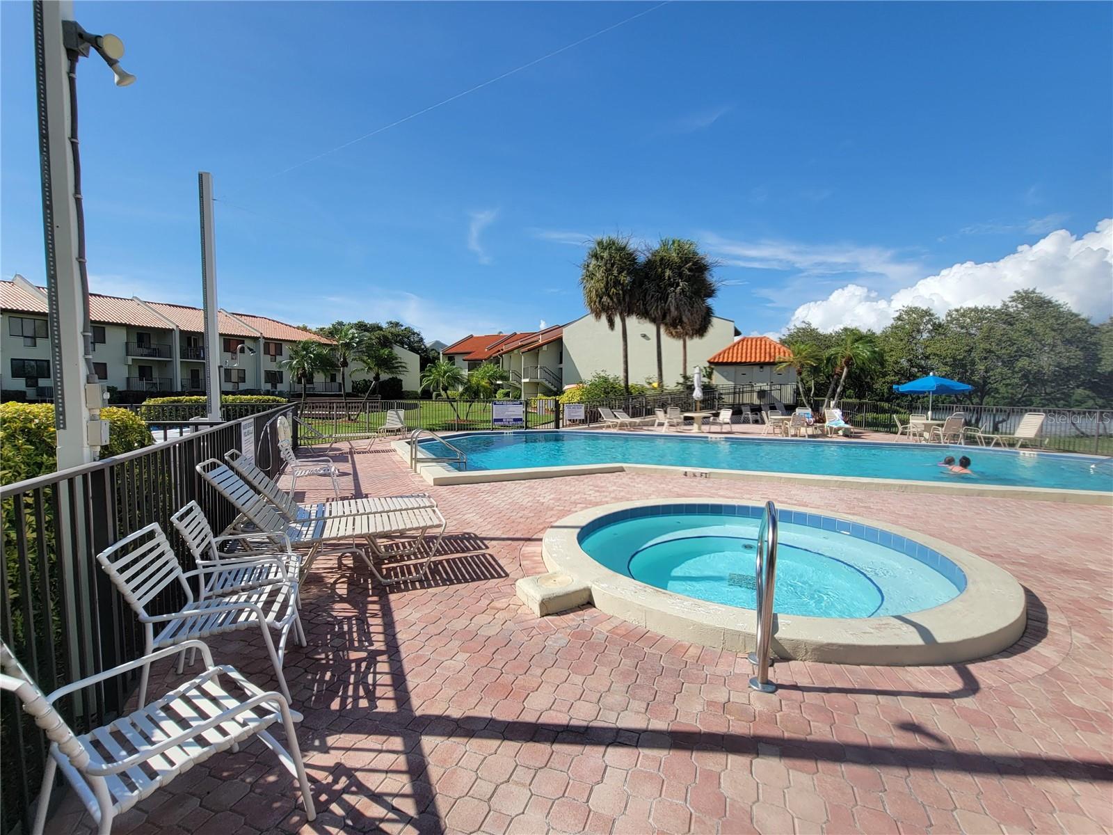Image 5 of 47 For 1515 Pinellas Bayway S 38