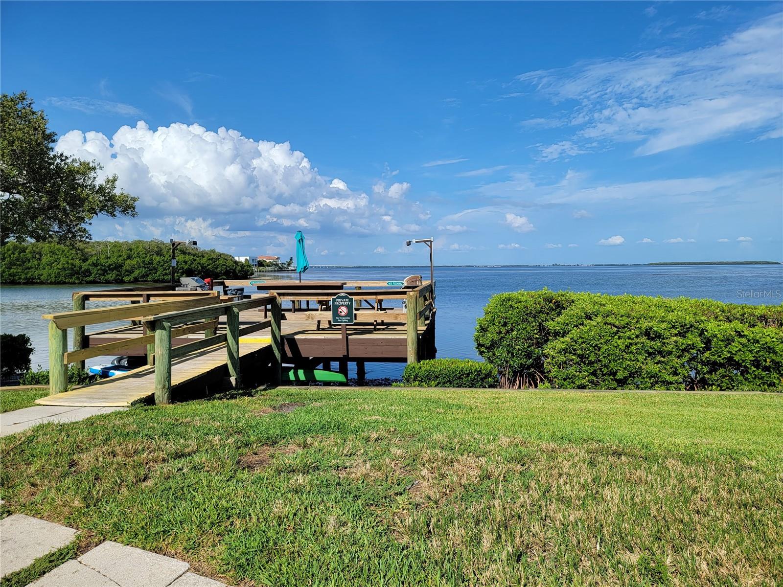 Image 9 of 47 For 1515 Pinellas Bayway S 38