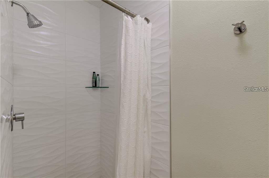 Image 41 of 41 For 51 Island Way 103