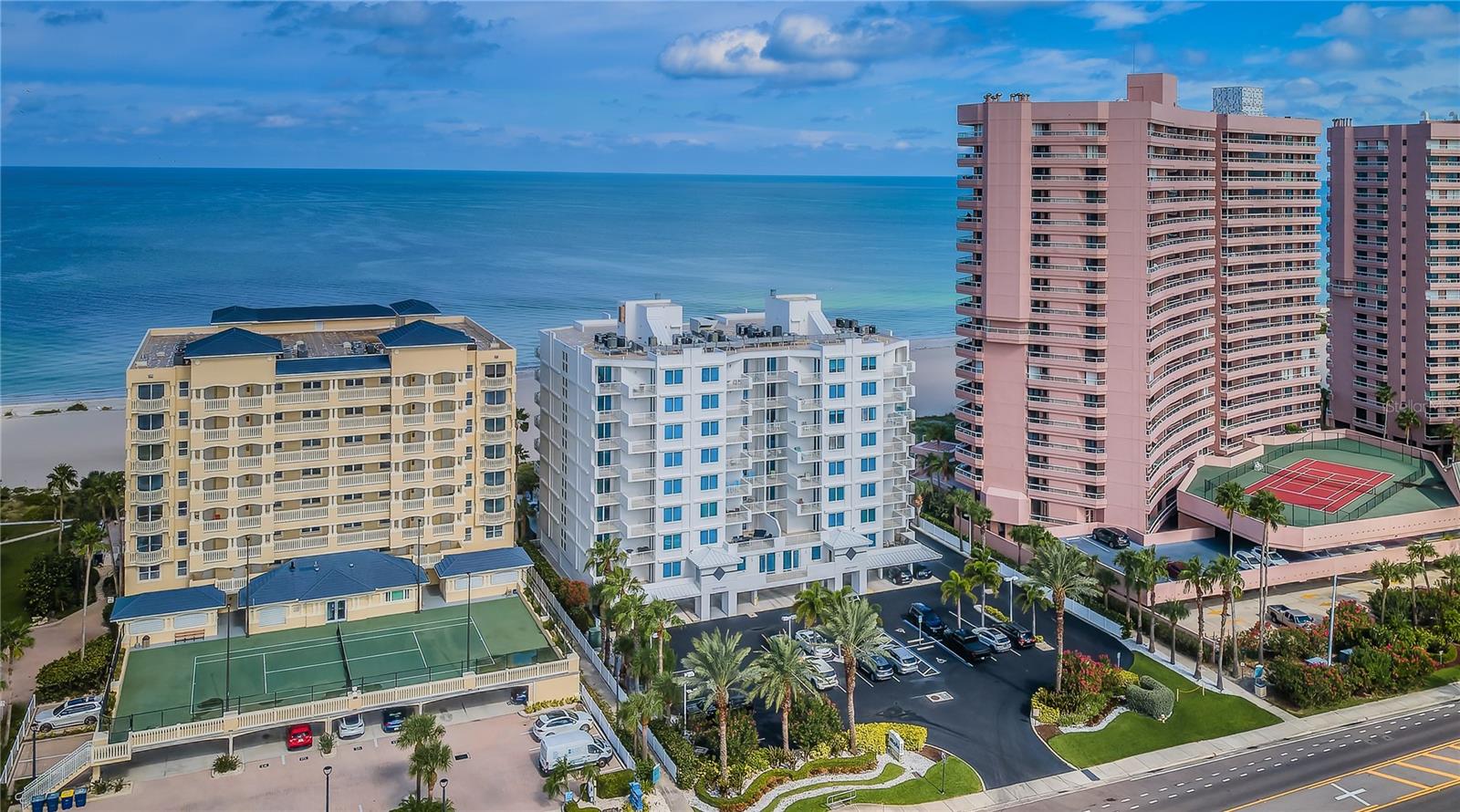 Listing photo id 29 for 1350 Gulf Boulevard 502