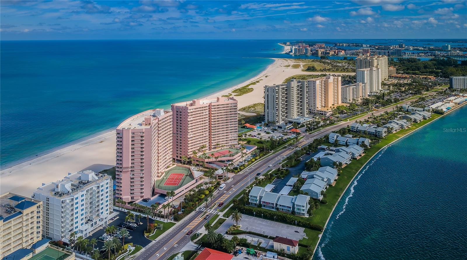 Listing photo id 30 for 1350 Gulf Boulevard 502