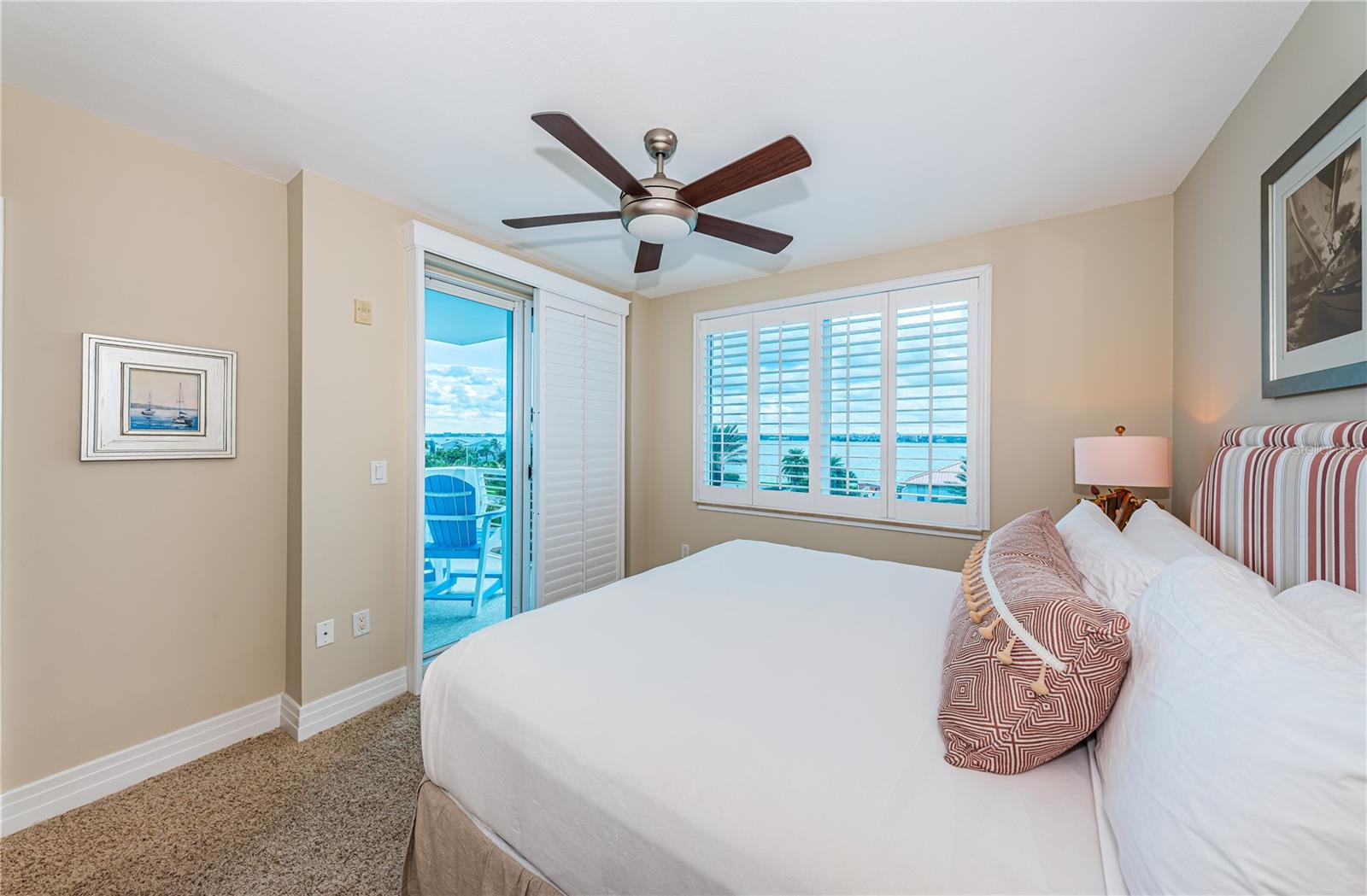 Listing photo id 56 for 1350 Gulf Boulevard 502