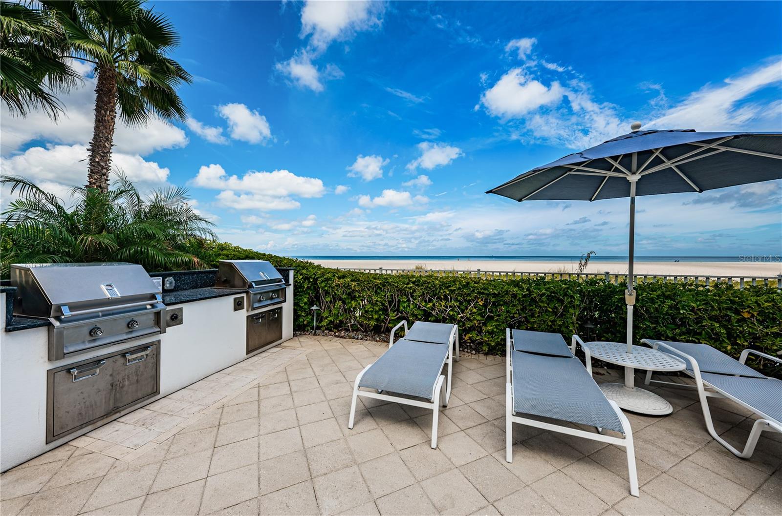 Listing photo id 72 for 1350 Gulf Boulevard 502