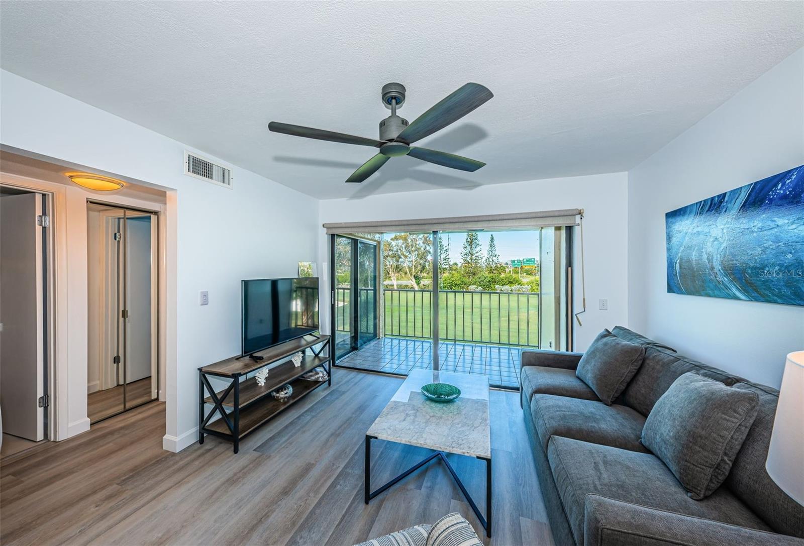 Image 8 of 28 For 6121 Palma Del Mar Boulevard S 228