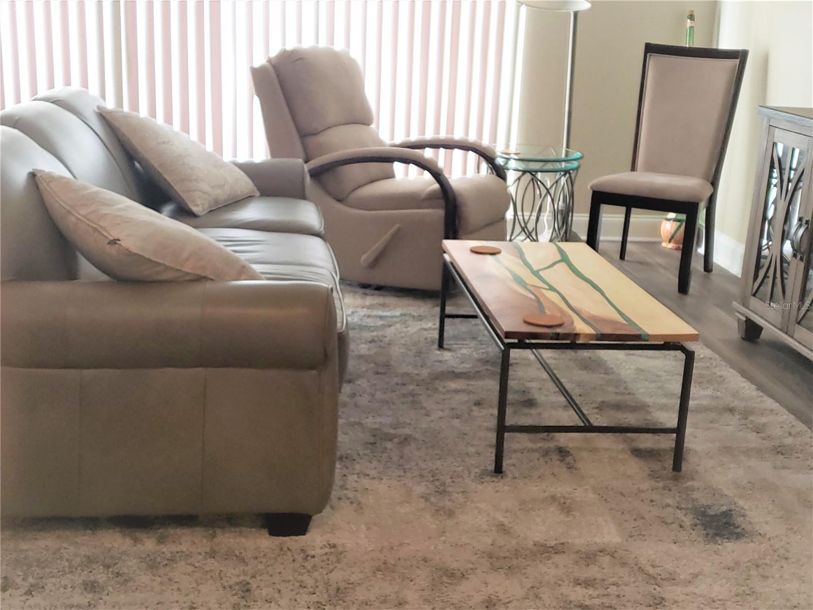Image 11 of 40 For 1460 Gulf Boulevard 1102