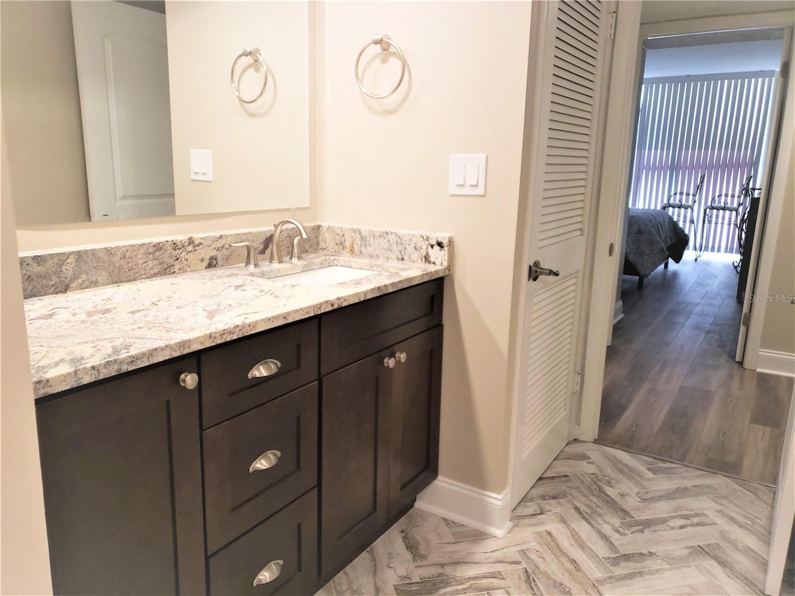 Image 22 of 40 For 1460 Gulf Boulevard 1102