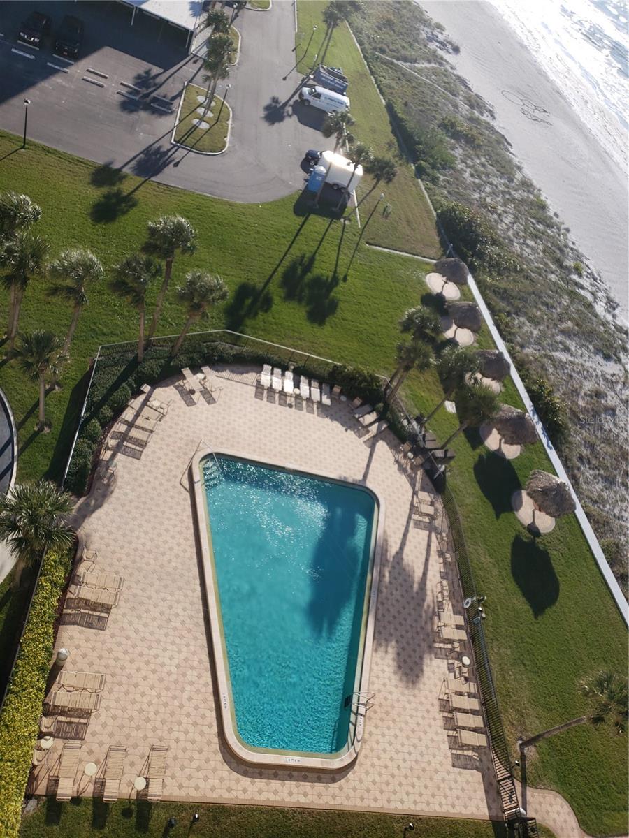 Image 4 of 40 For 1460 Gulf Boulevard 1102