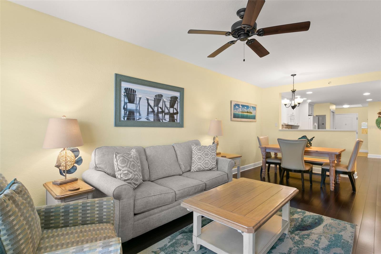 Listing photo id 11 for 399 C 2nd Street 220