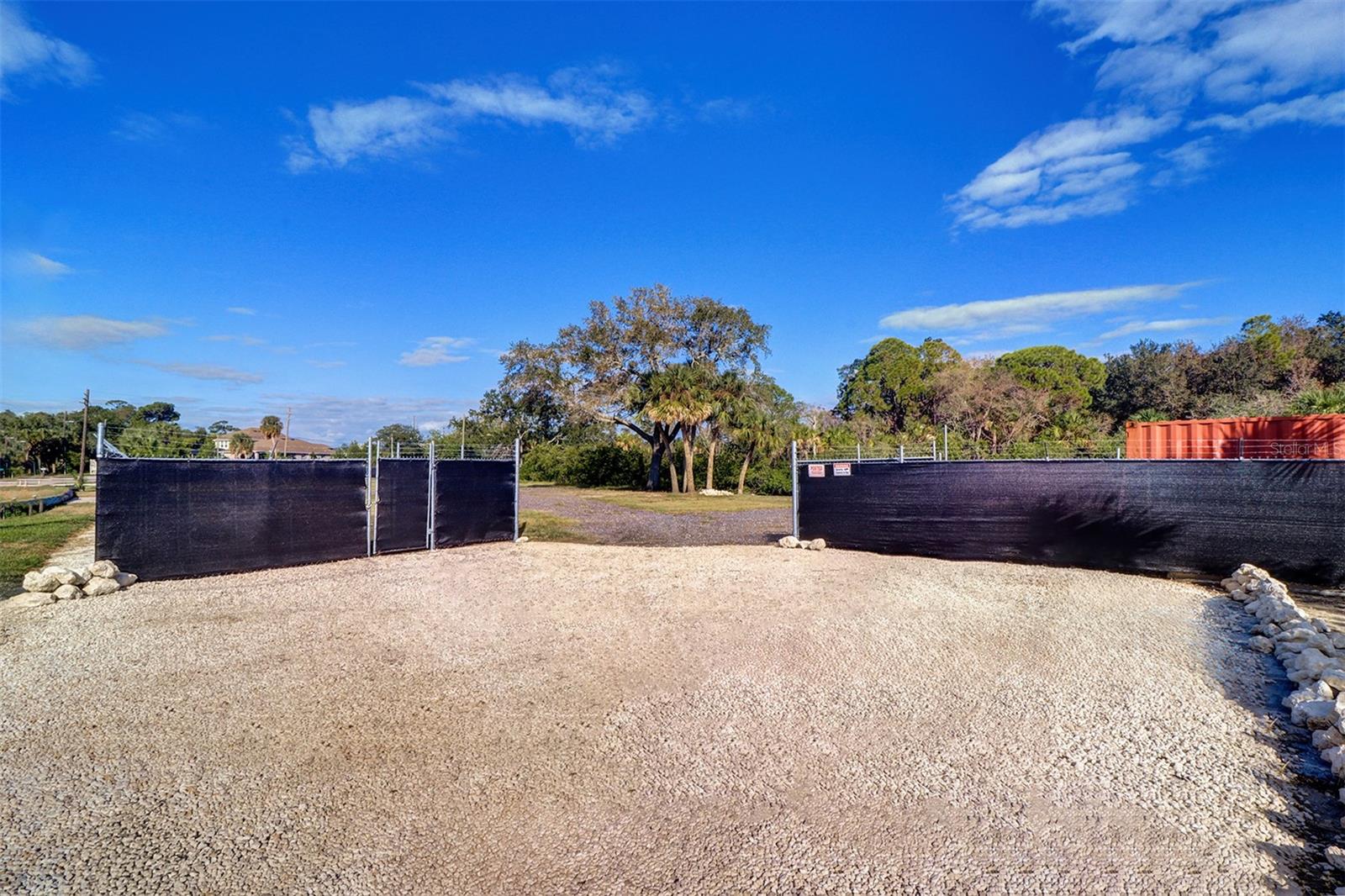 Image 4 of 17 For 332 Anclote Road