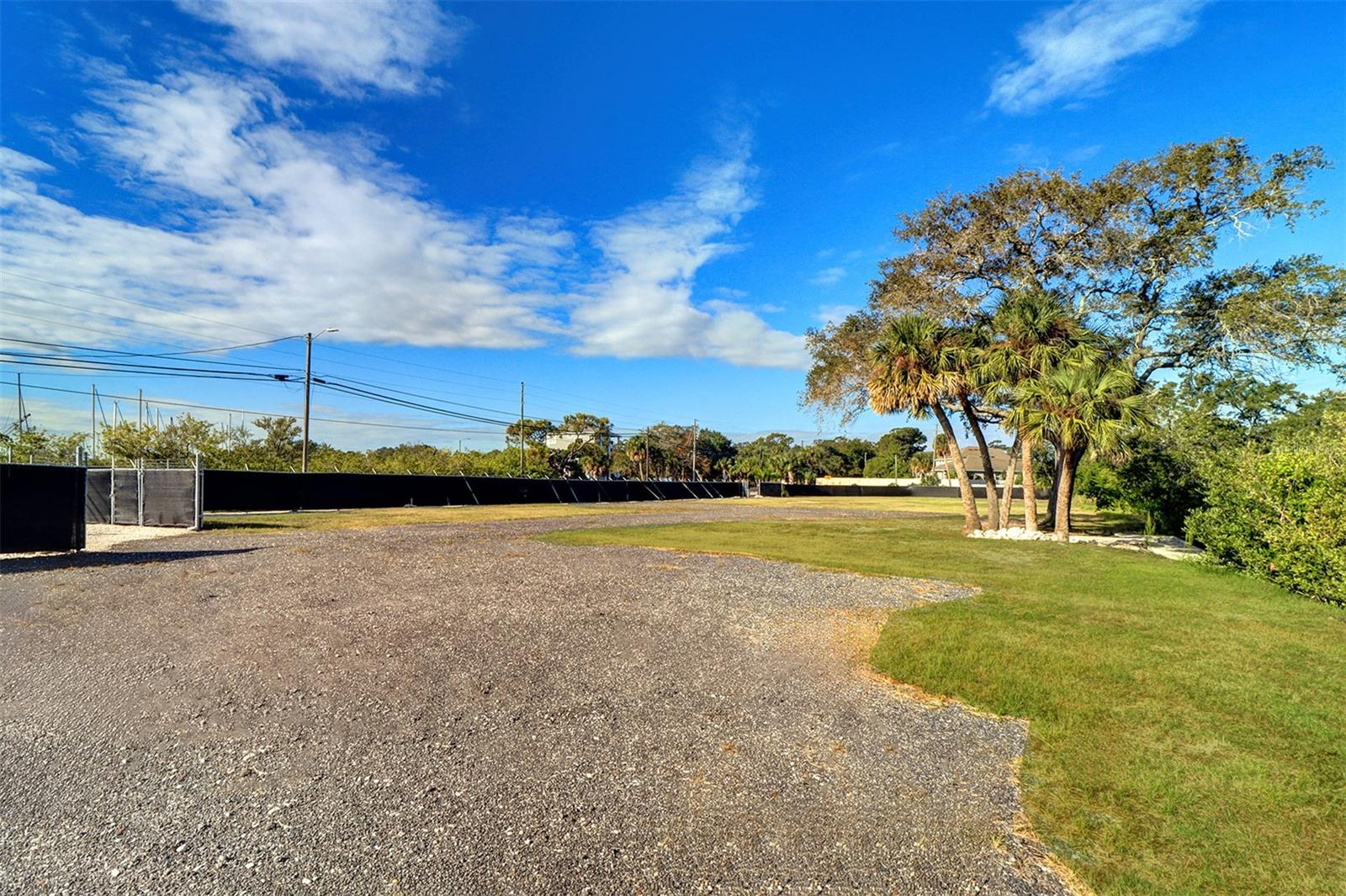 Image 5 of 17 For 332 Anclote Road