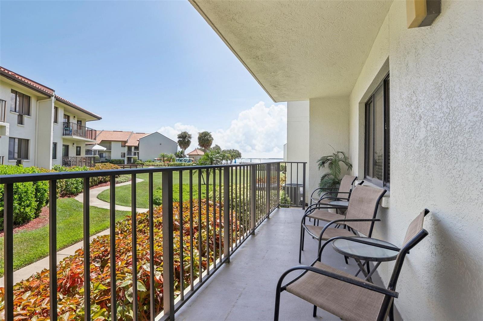 Image 12 of 66 For 1515 Pinellas Bayway S 15