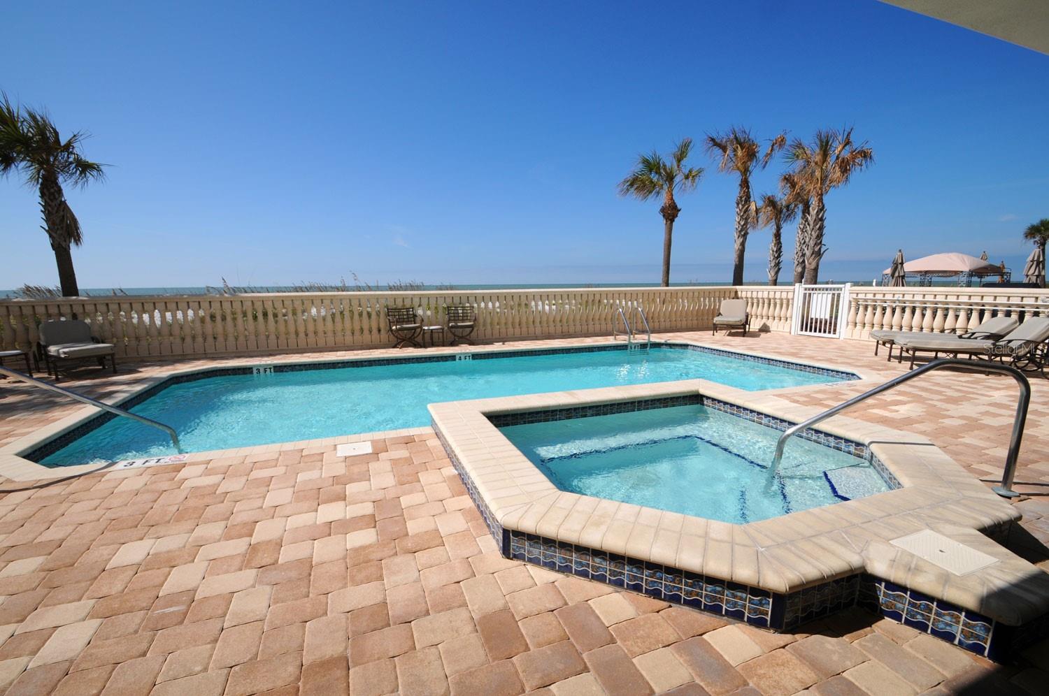 Listing photo id 1 for 20110 Gulf Boulevard 400