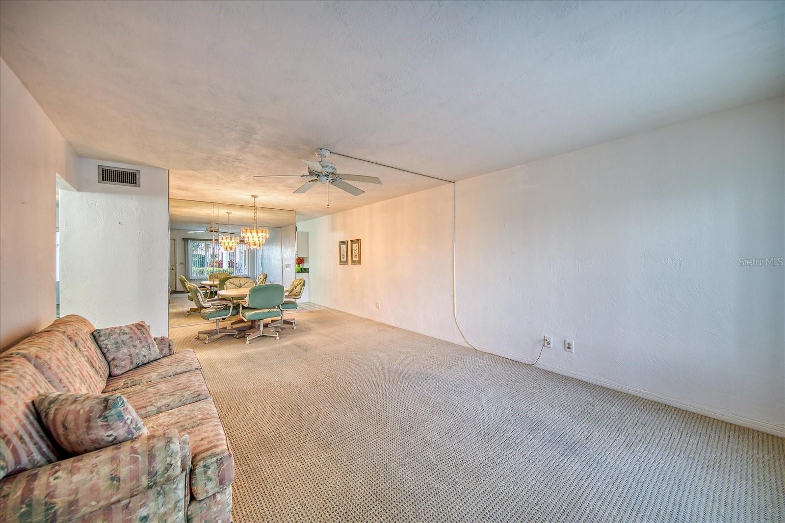 Image 2 of 42 For 2431 Canadian Way 9