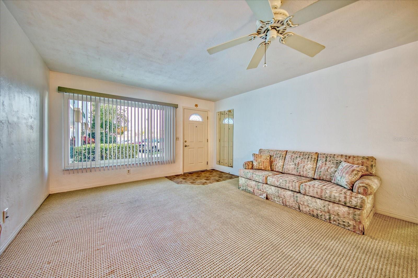 Image 4 of 42 For 2431 Canadian Way 9