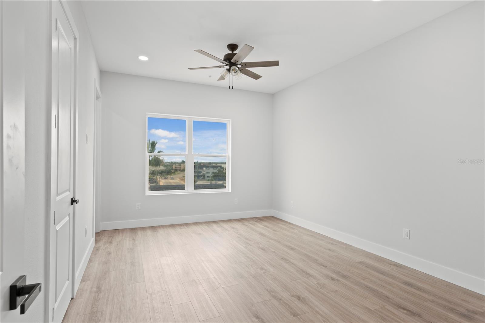 Image 33 of 54 For 11605 1st Street E 5