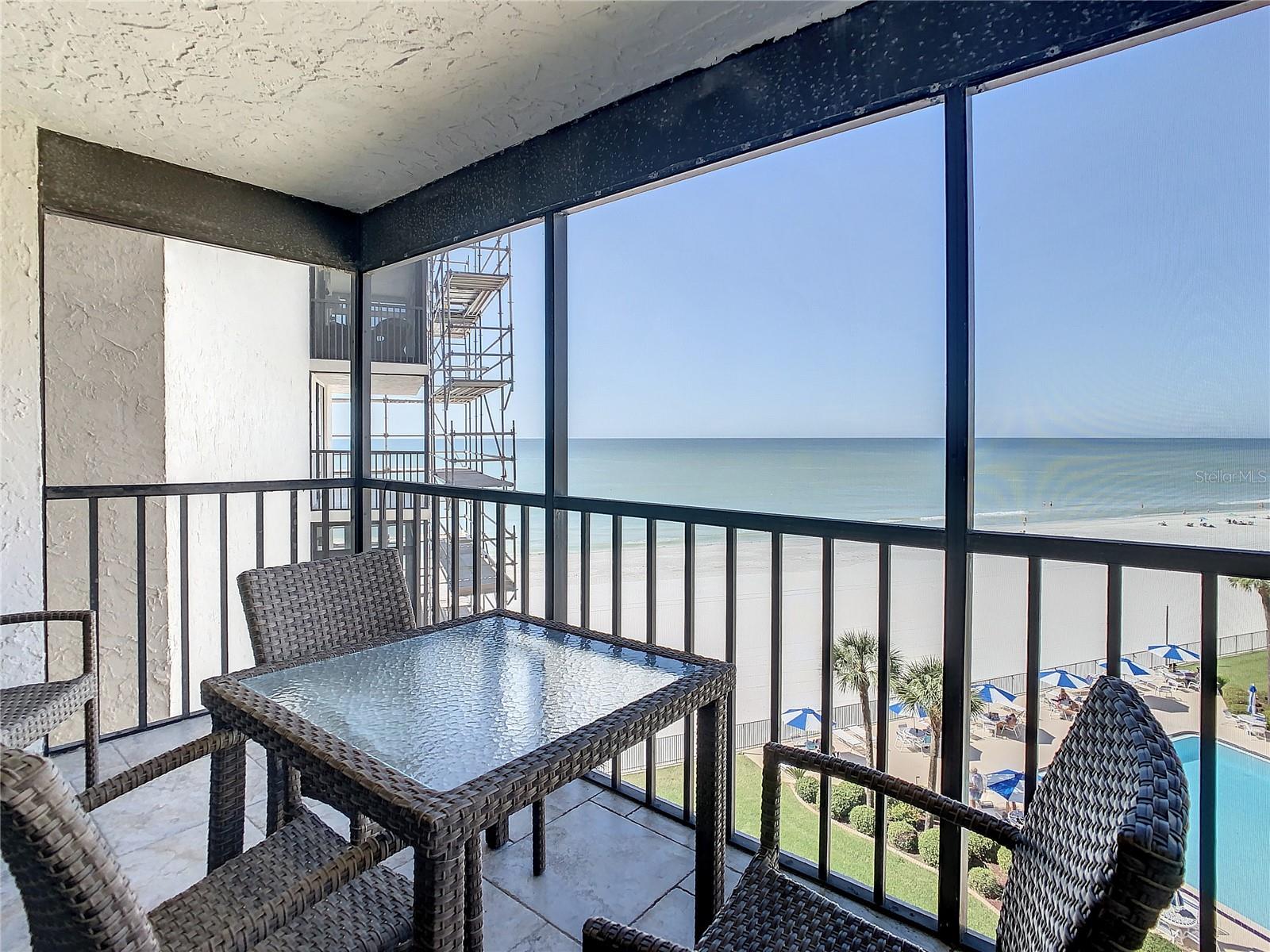 Image 44 of 85 For 18304 Gulf Boulevard 516