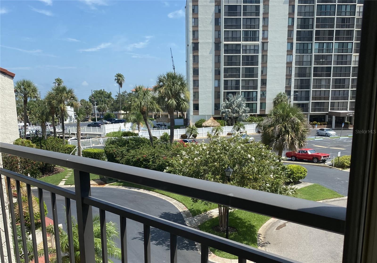 Listing photo id 21 for 240 Windward Passage 504