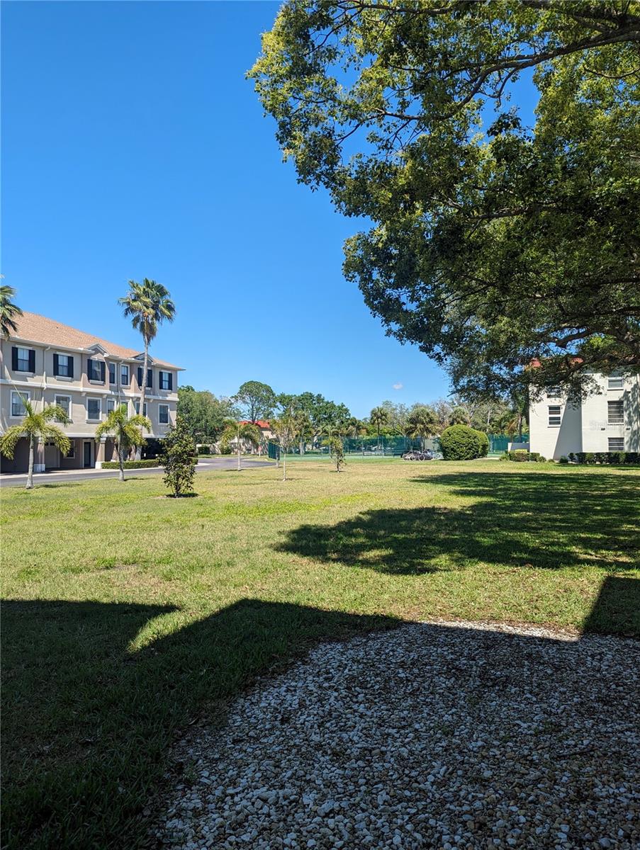 Image 11 of 28 For 2700 Bayshore Boulevard 5109