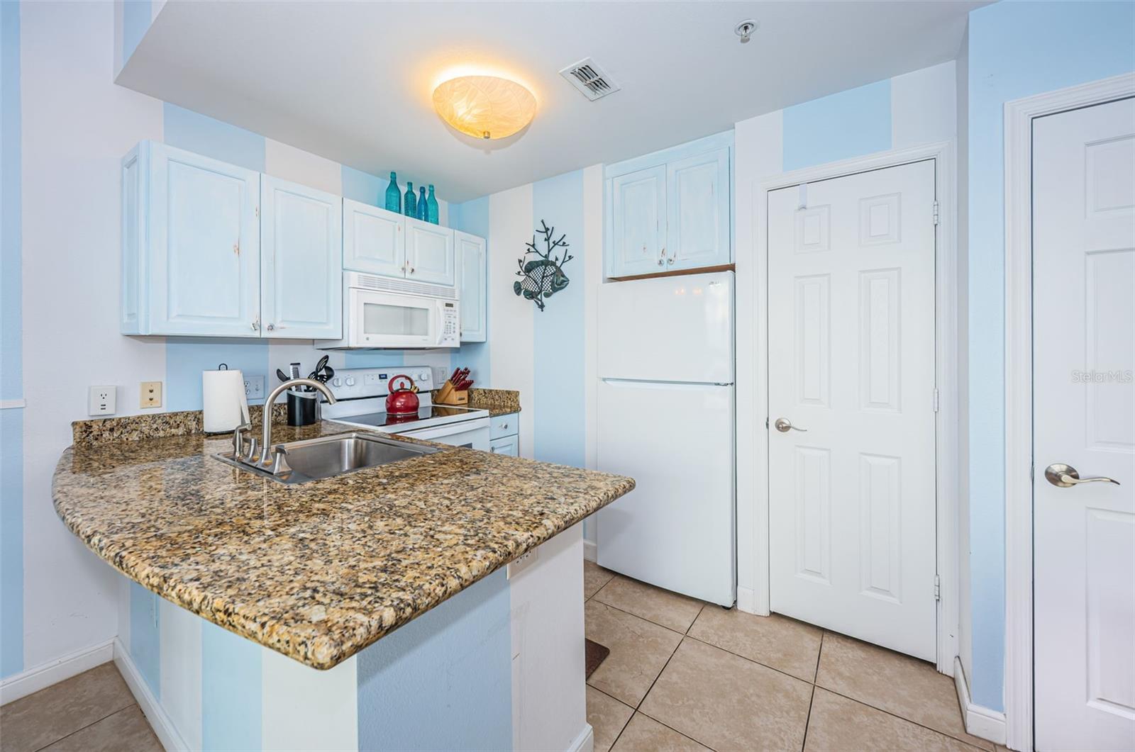 Image 31 of 89 For 8800 Bay Pines Boulevard 409