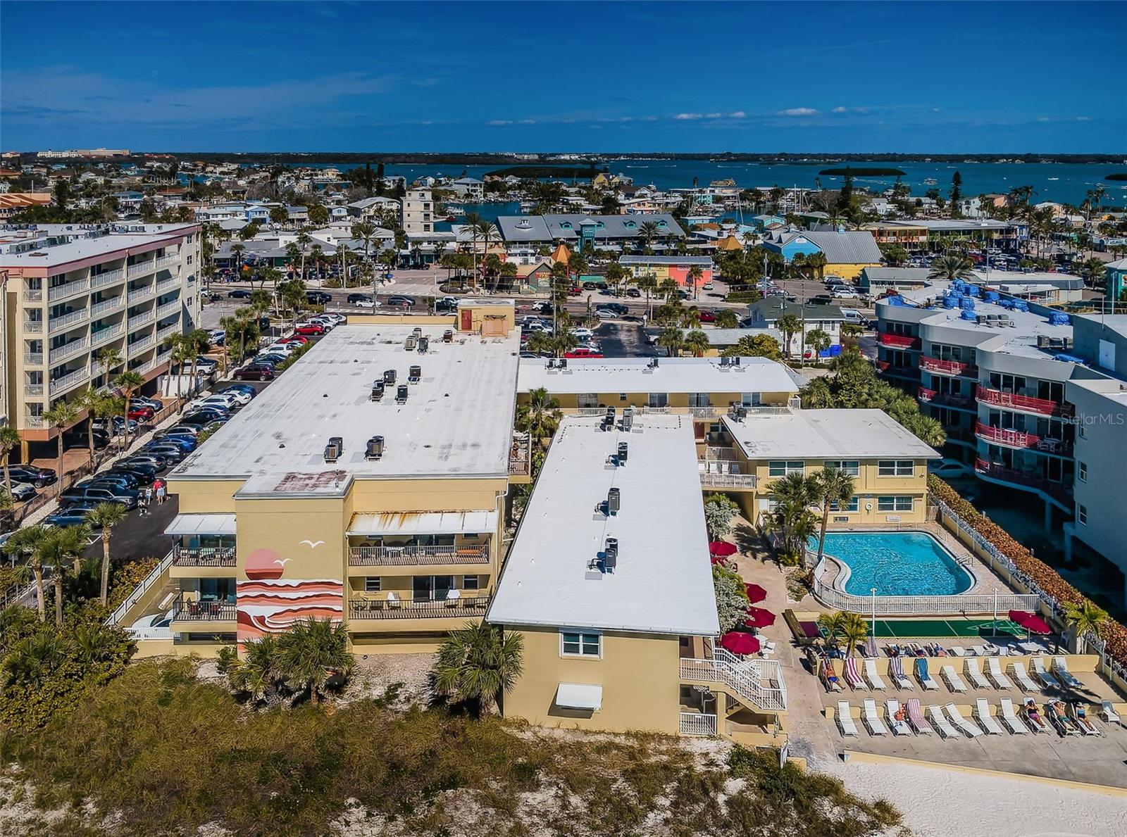 Image 8 of 80 For 12960 Gulf Boulevard 229