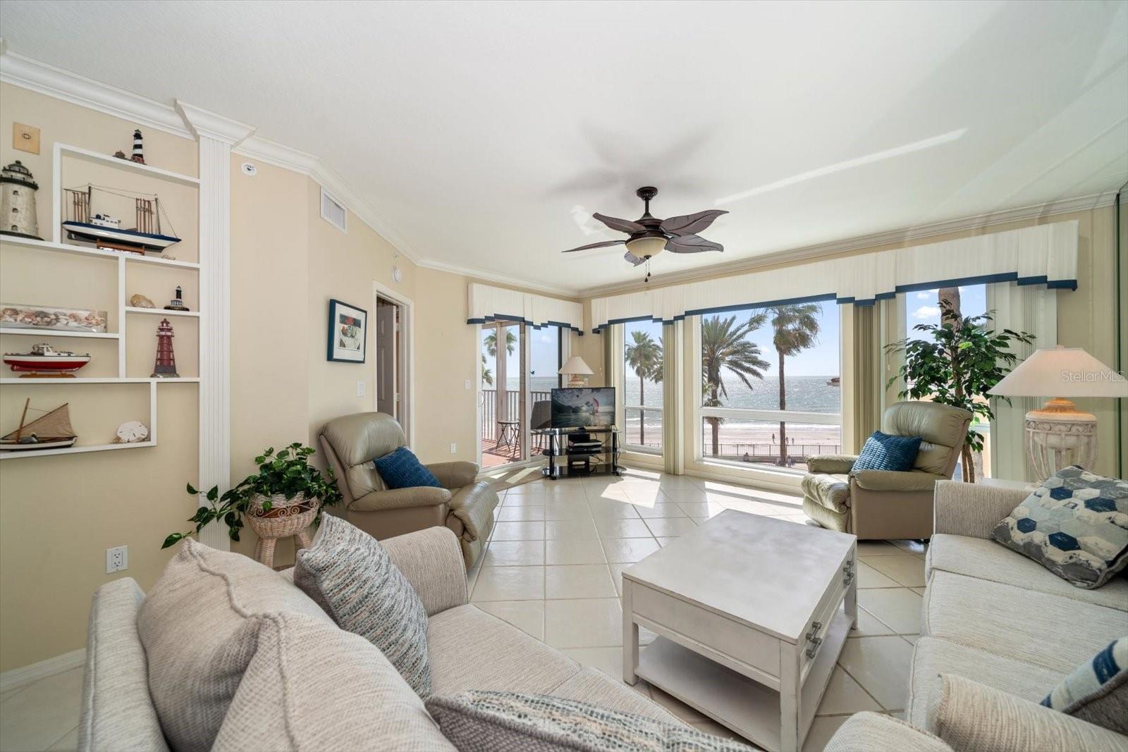 Image 9 of 39 For 16600 Gulf Boulevard 437