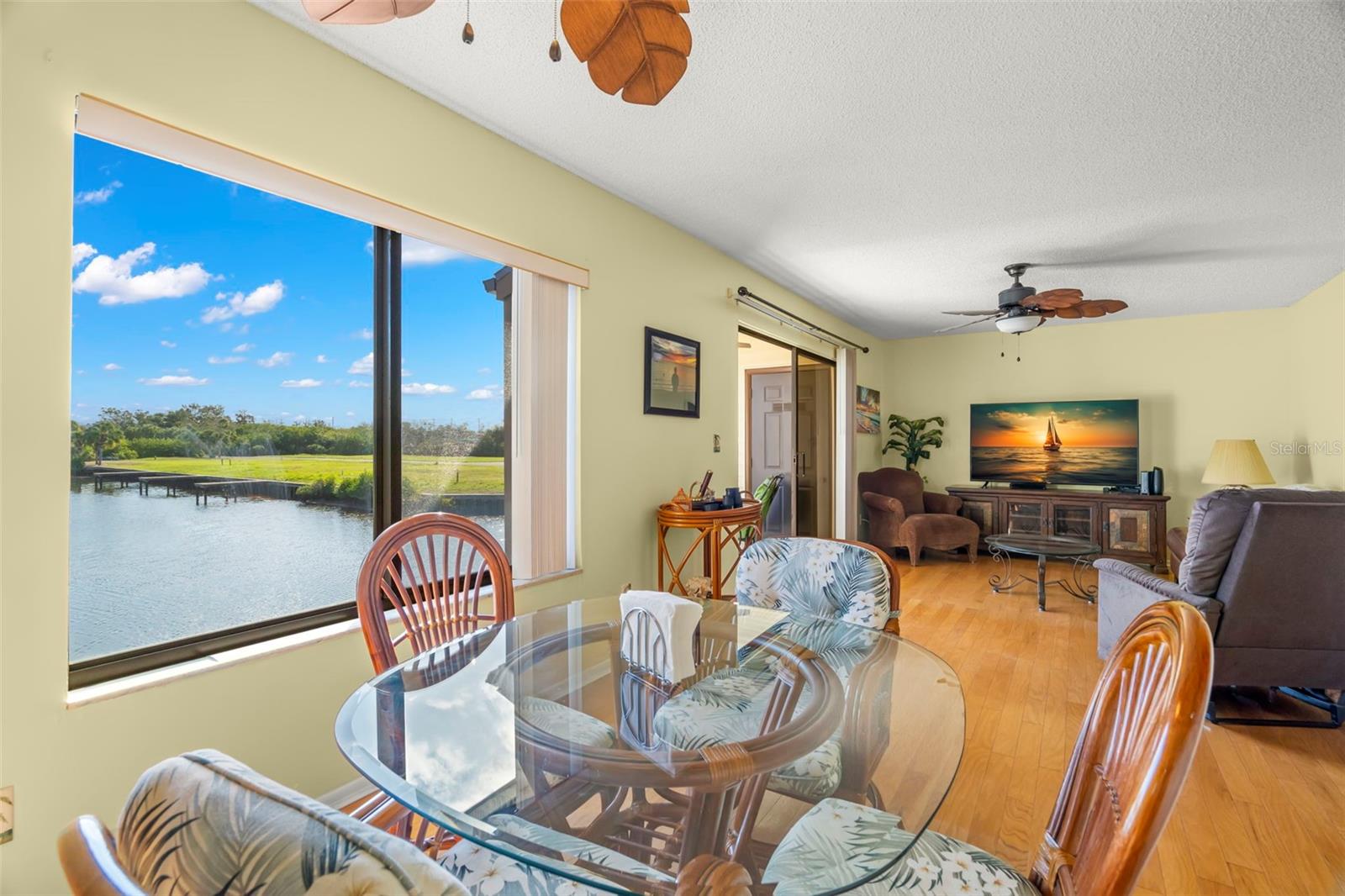 Image 11 of 35 For 412 Moorings Cove Drive 7h