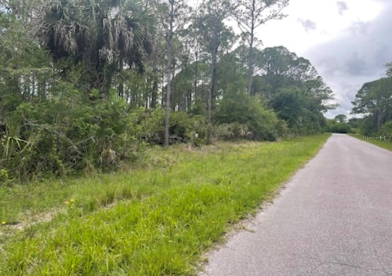 Image 10 of 12 For 0954126609 Averette Avenue