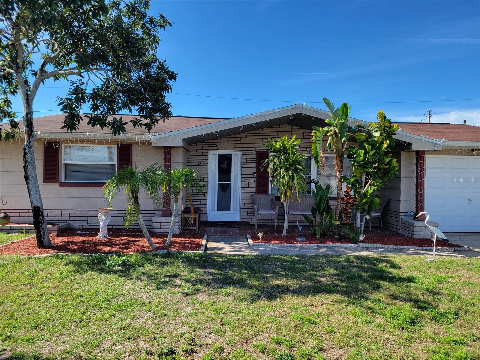 Listing photo id 36 for 1153 Tamarac Drive