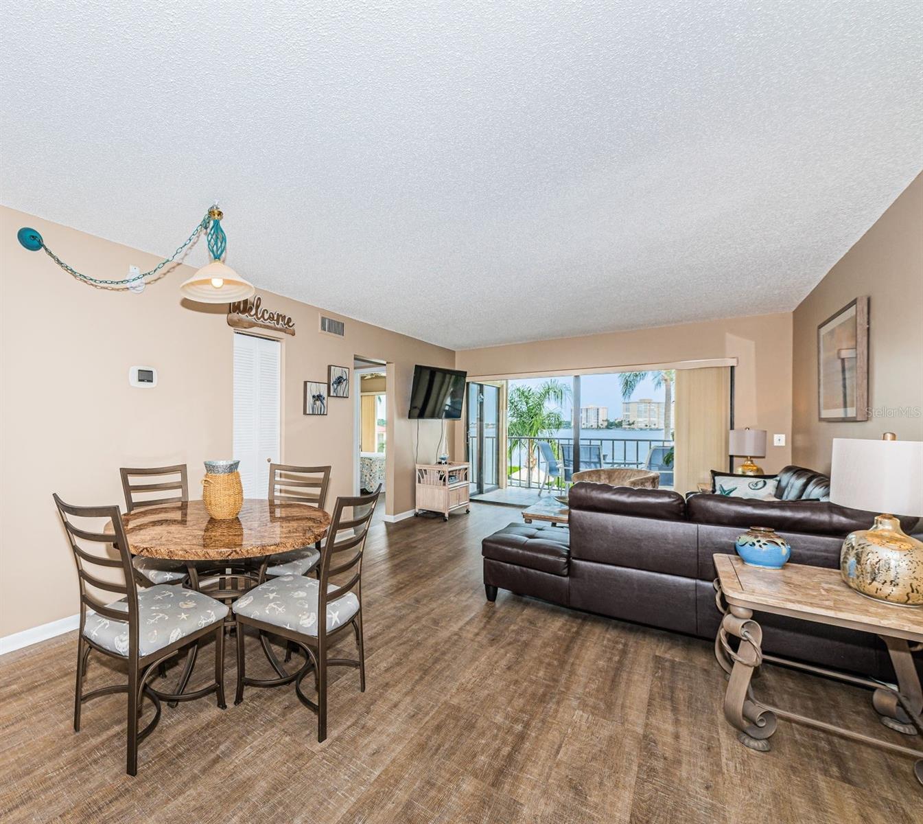 Image 9 of 26 For 6322 Palma Del Mar Boulevard S 305