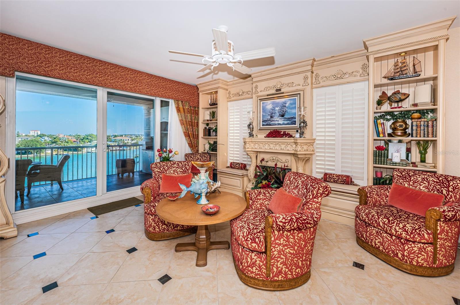 Listing photo id 15 for 3805 Gulf Boulevard 504