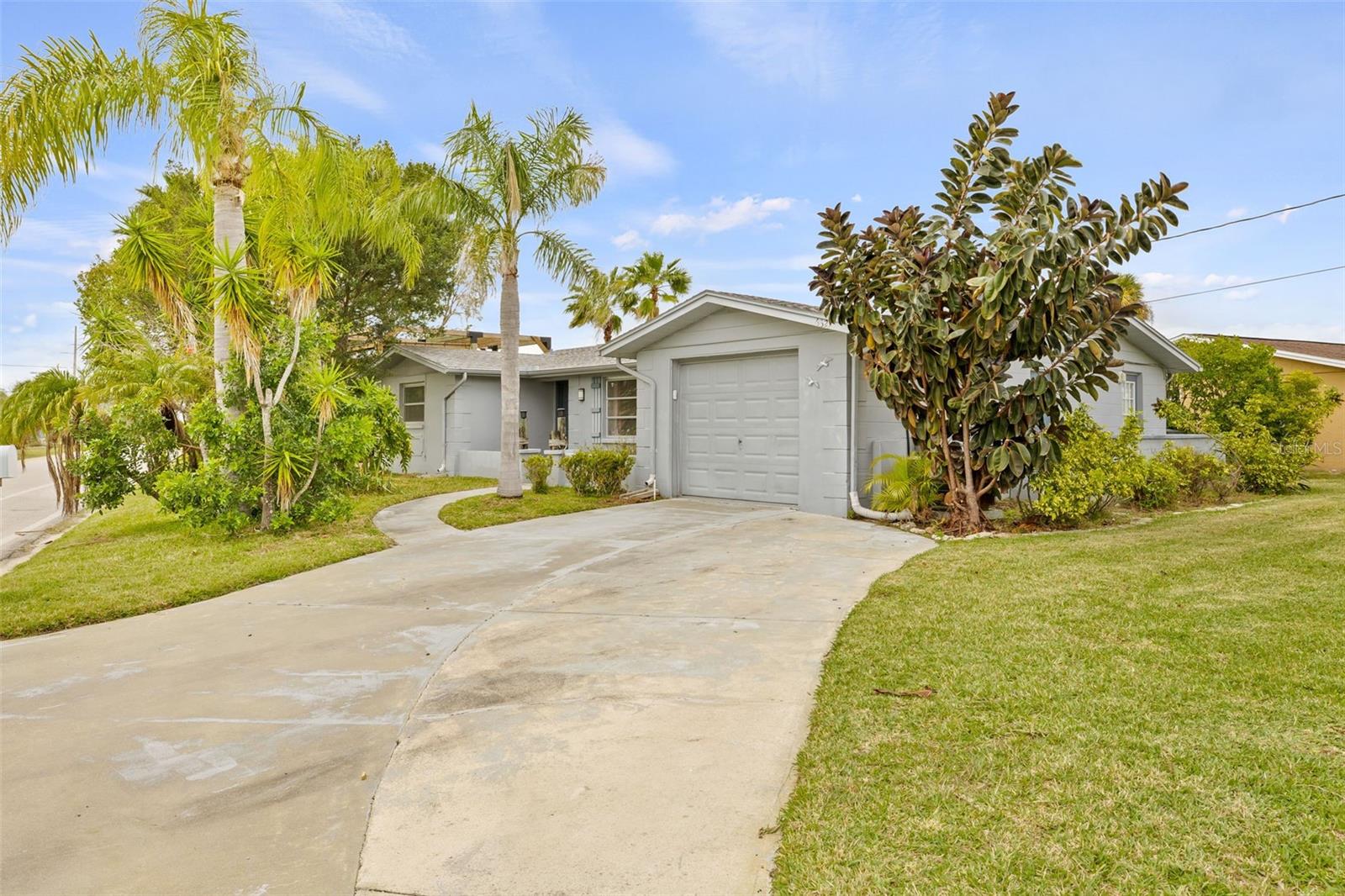 Image 1 of 27 For 6627 Beach Boulevard