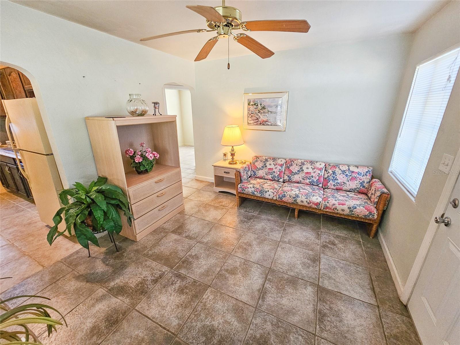 Image 2 of 15 For 5116 Pine Grove Terrace S