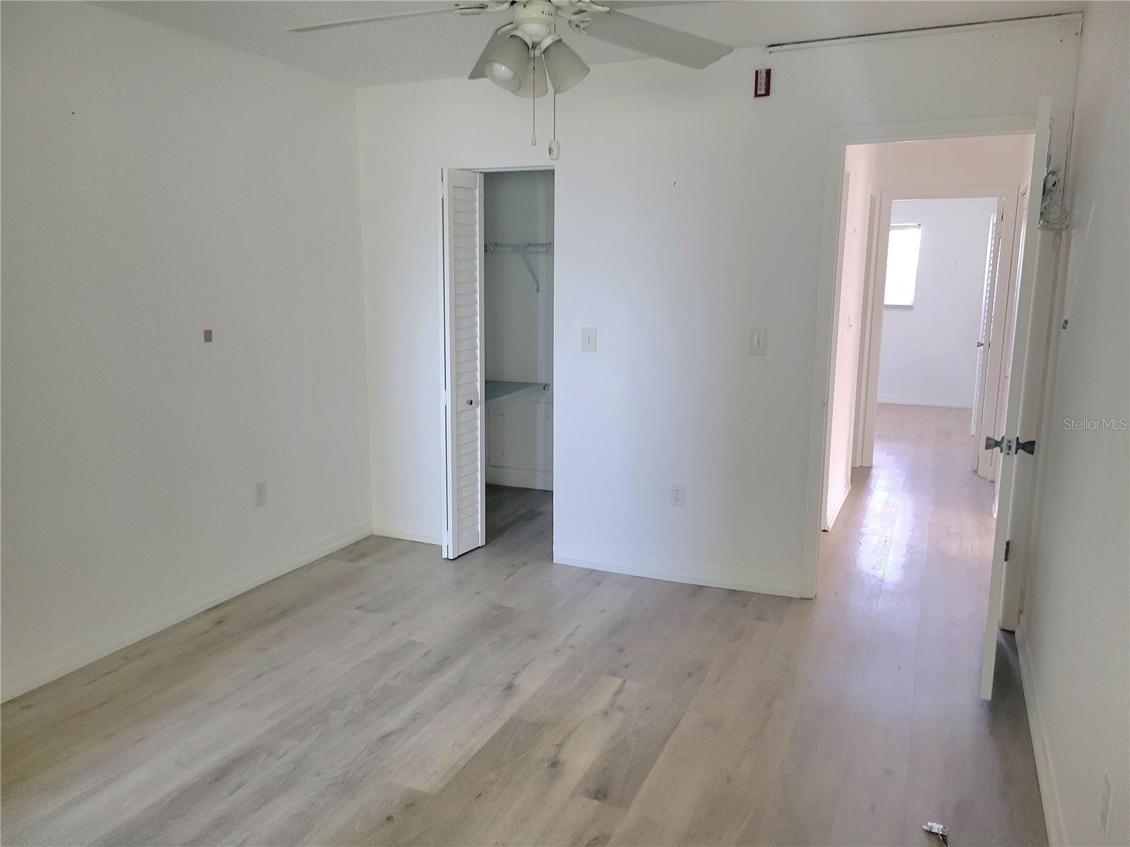 Listing photo id 21 for 9950 62nd Terrace N 410