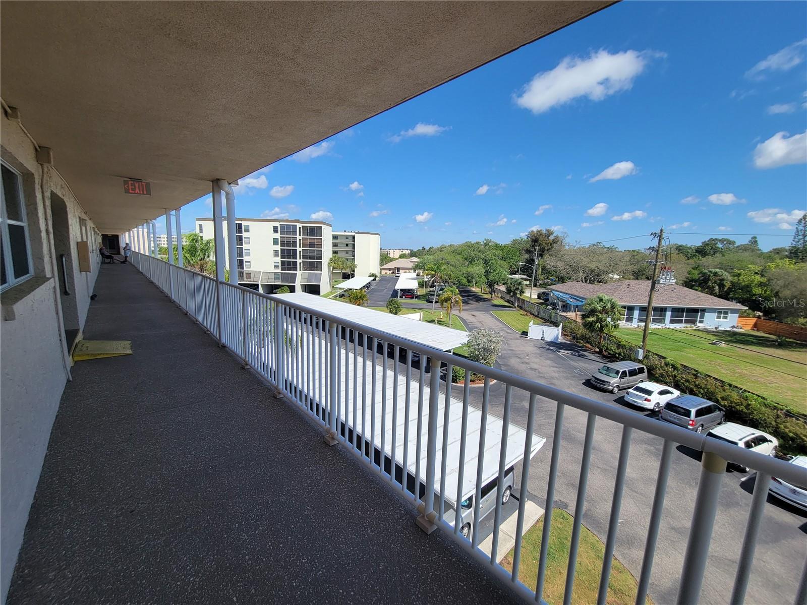 Listing photo id 35 for 9950 62nd Terrace N 410