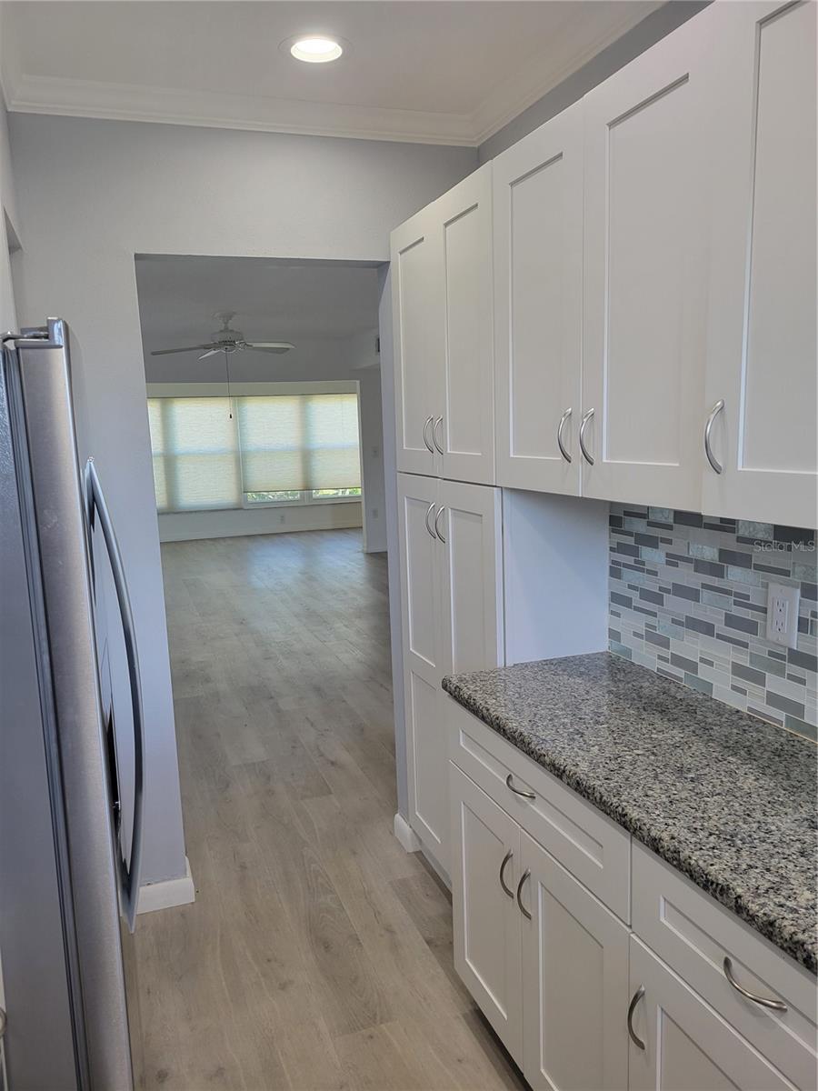 Listing photo id 37 for 9950 62nd Terrace N 410