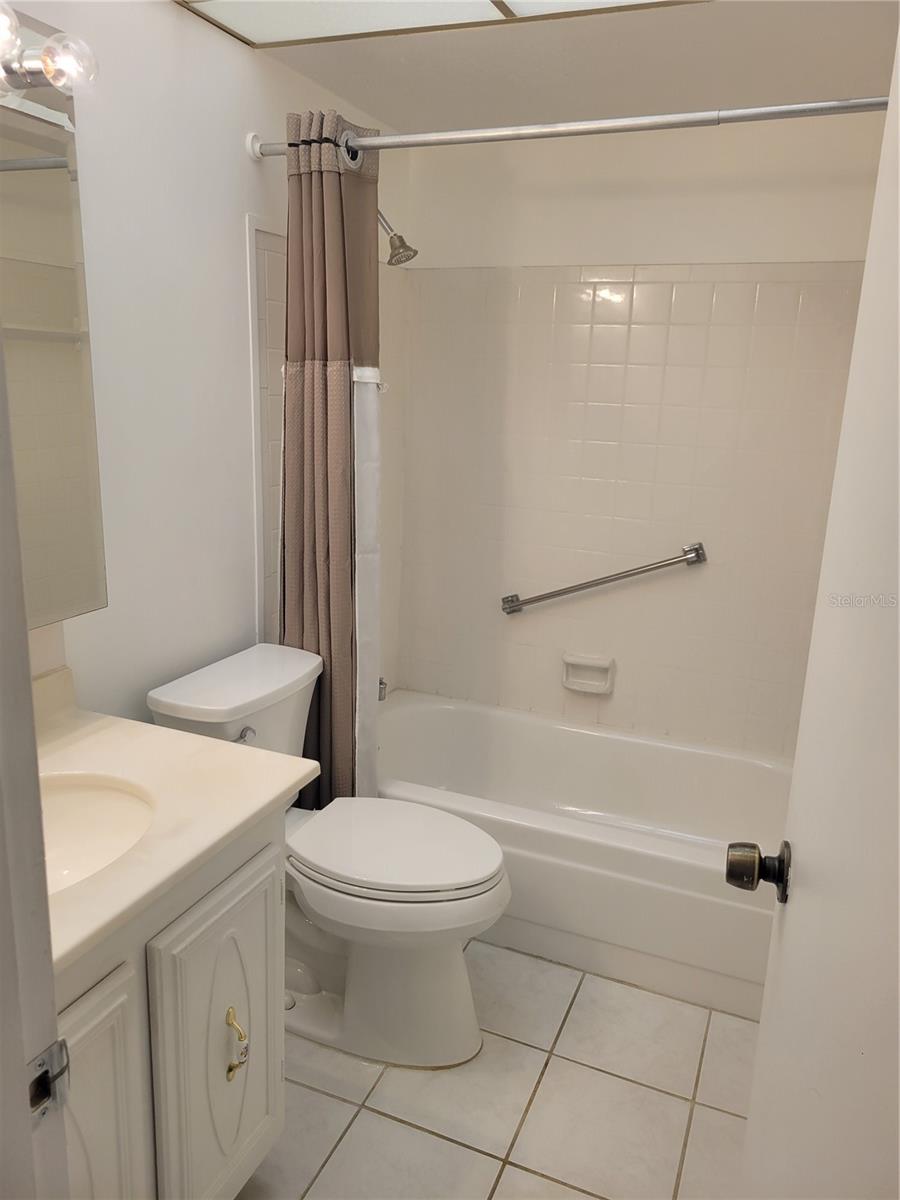 Listing photo id 46 for 9950 62nd Terrace N 410