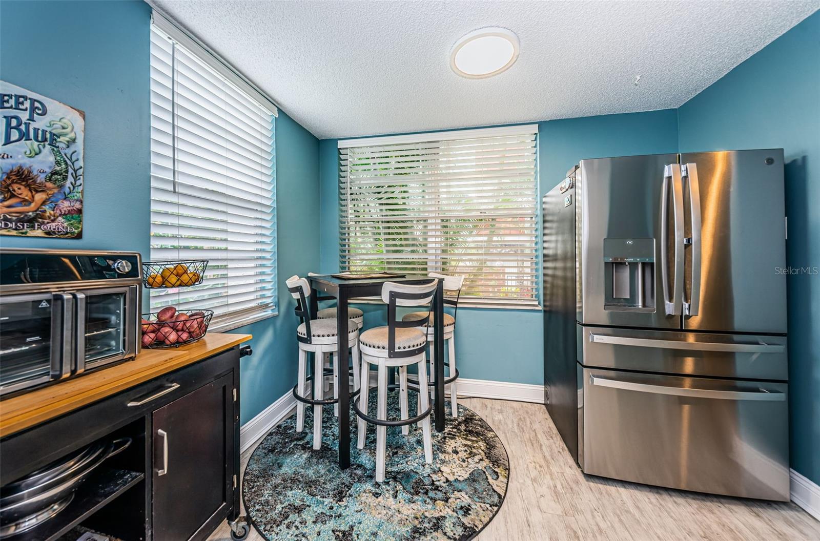 Listing photo id 19 for 2699 Seville Boulevard 105