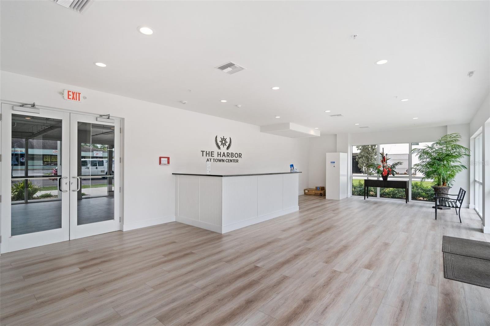 Listing photo id 59 for 300 150th Avenue 510