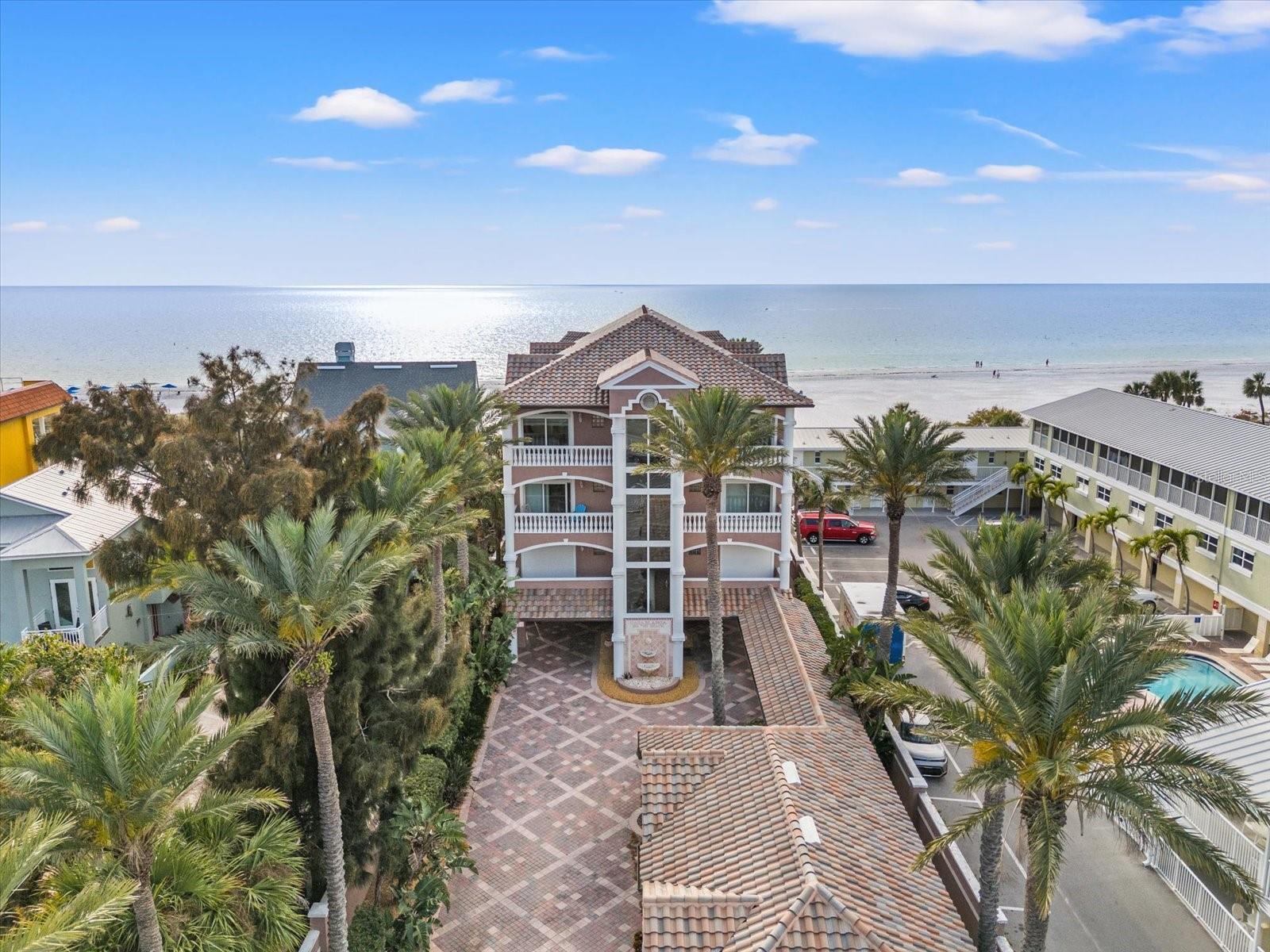 Listing photo id 79 for 3800 Gulf Boulevard P