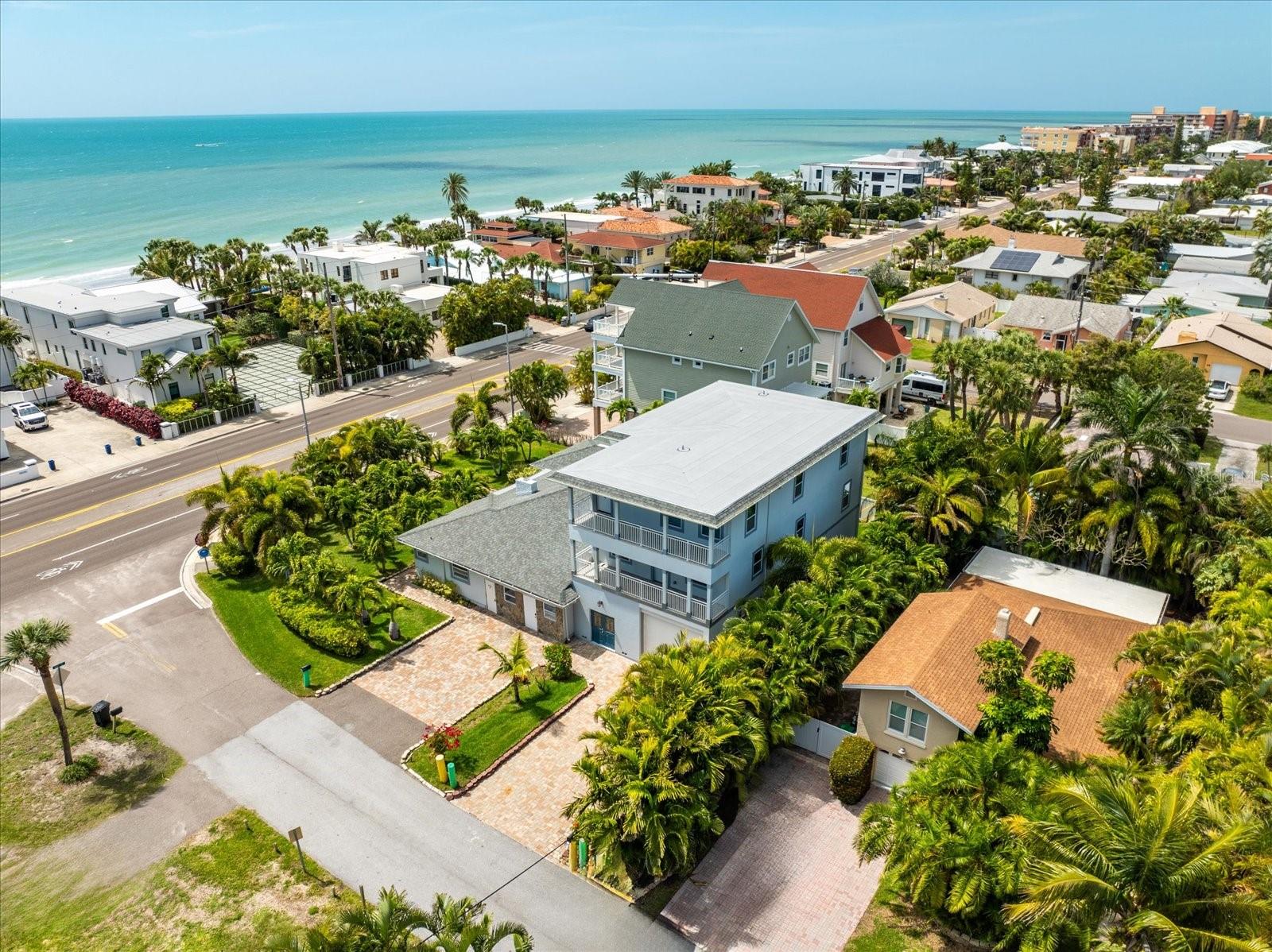 Details for 16021 Gulf Boulevard, REDINGTON BEACH, FL 33708