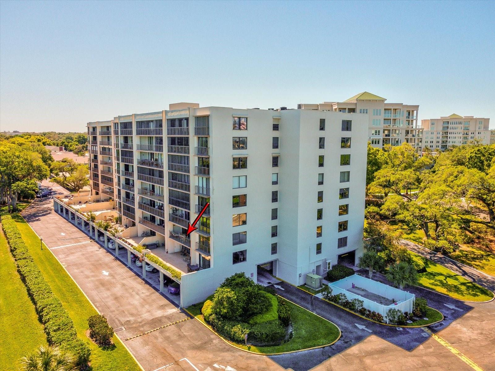 Listing photo id 53 for 220 Belleview Boulevard 209