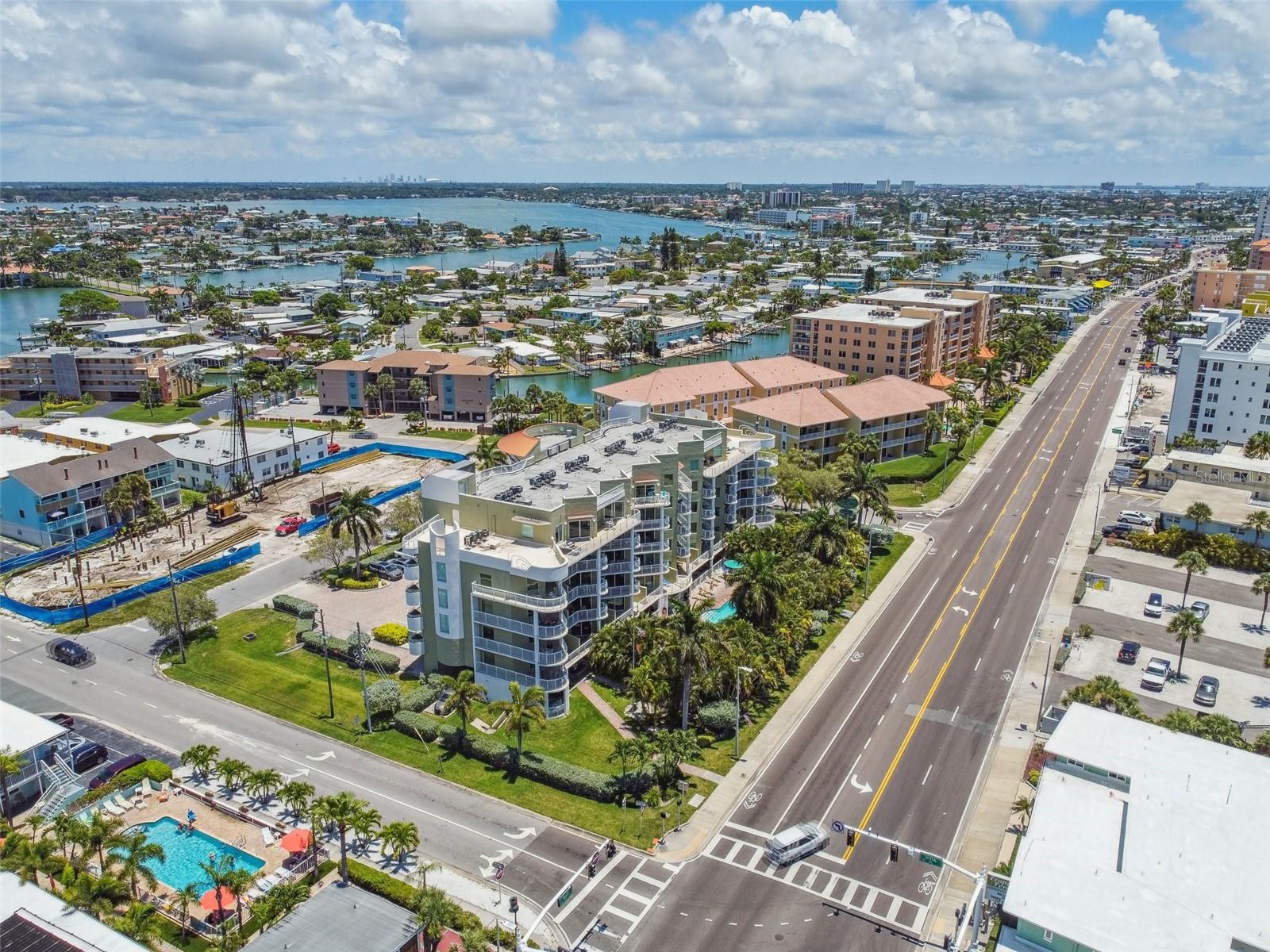 Image 49 of 68 For 11605 Gulf Boulevard 208