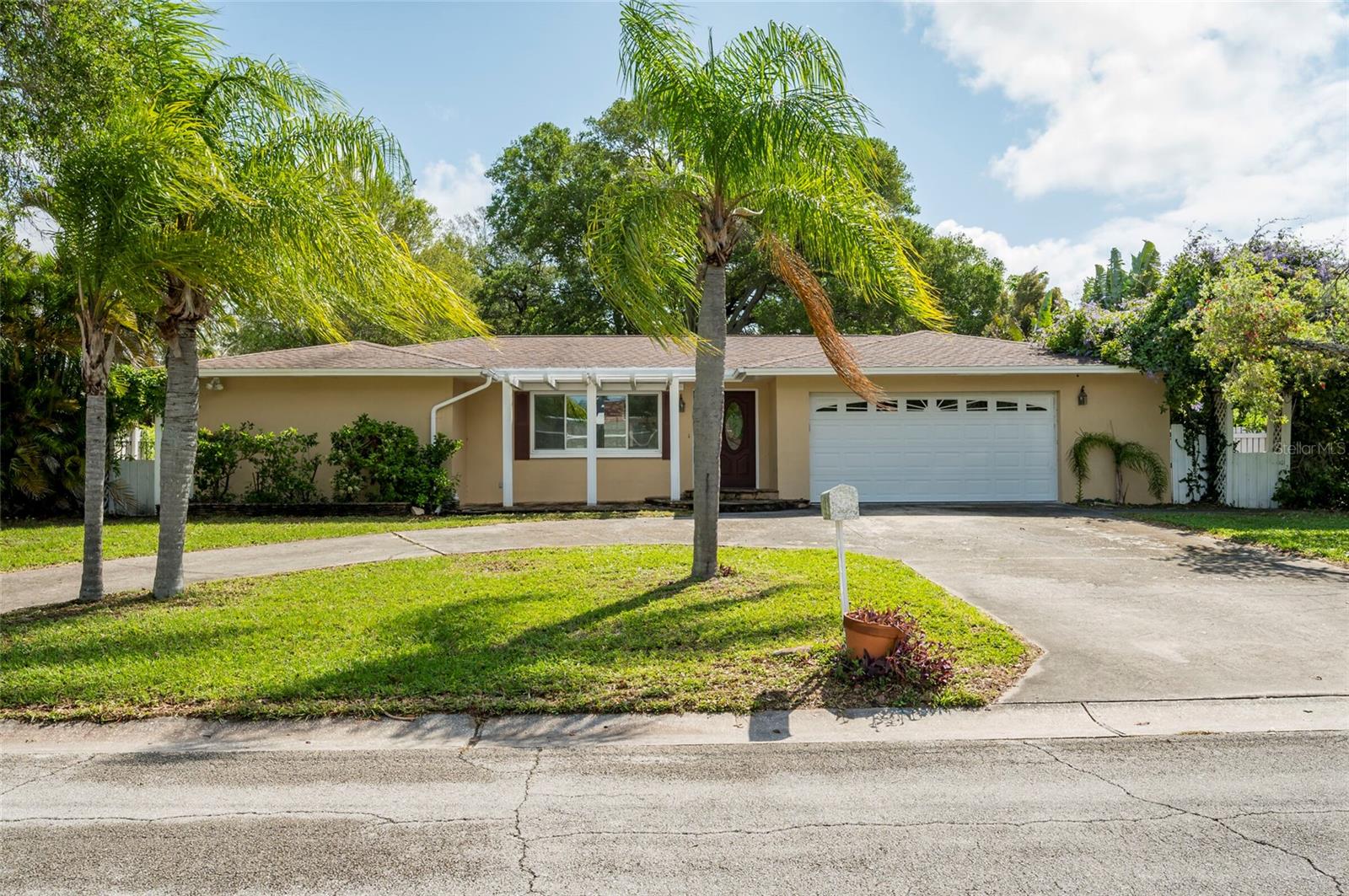 Details for 2045 Golf View Drive, DUNEDIN, FL 34698