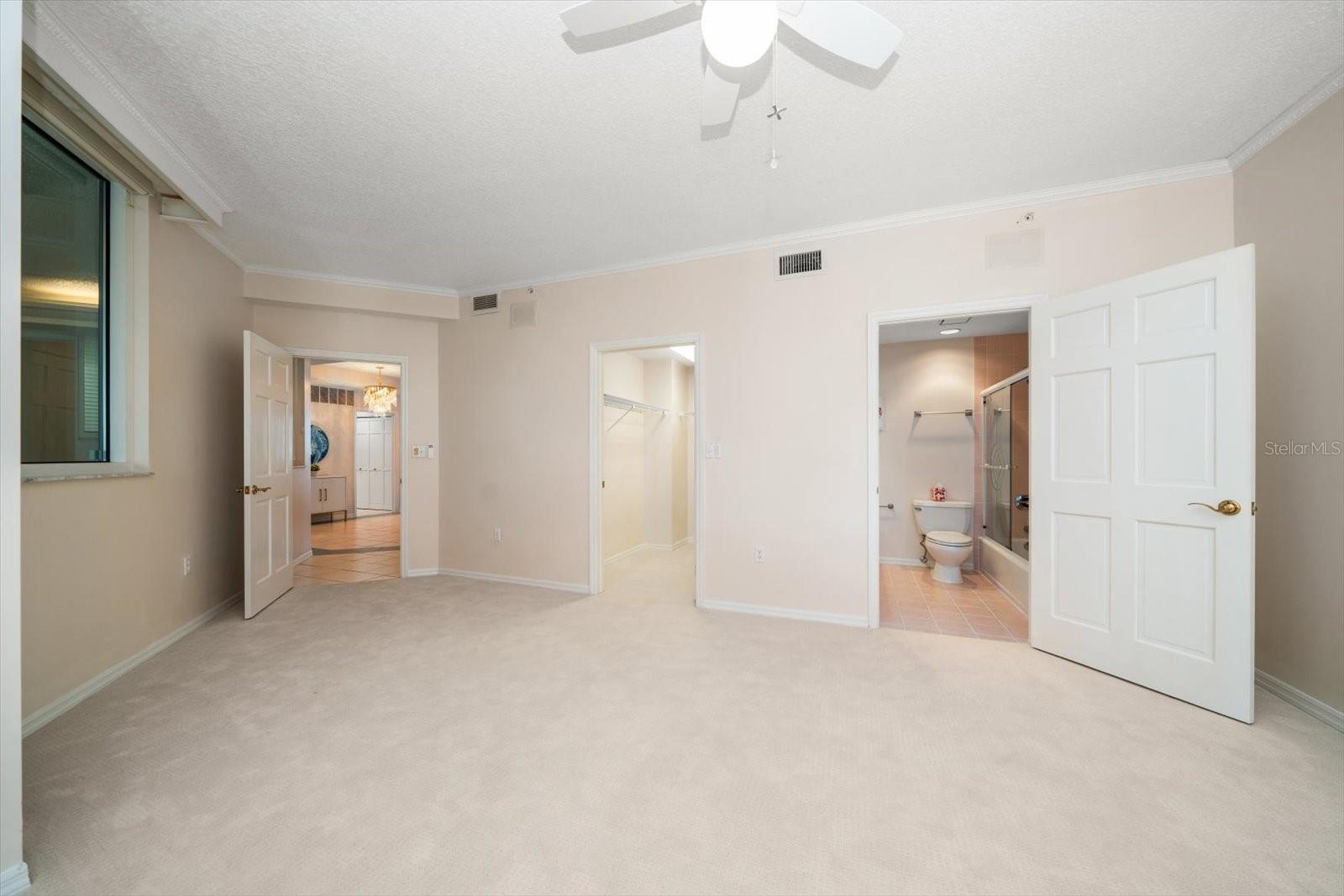 Listing photo id 26 for 1 Seaside Lane 403