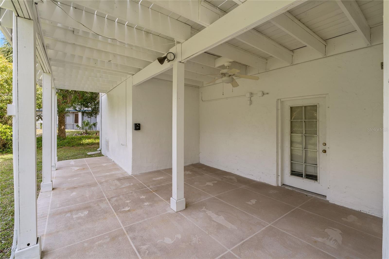 Image 10 of 69 For 16321 Gasparilla Drive