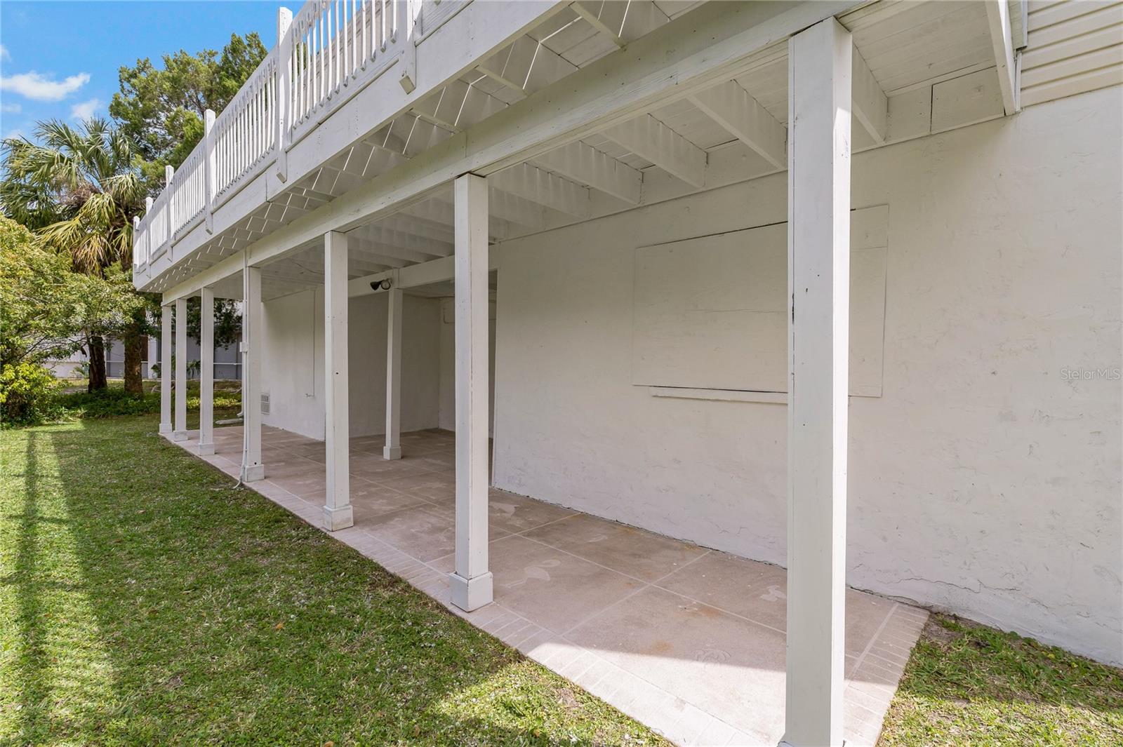 Image 12 of 69 For 16321 Gasparilla Drive