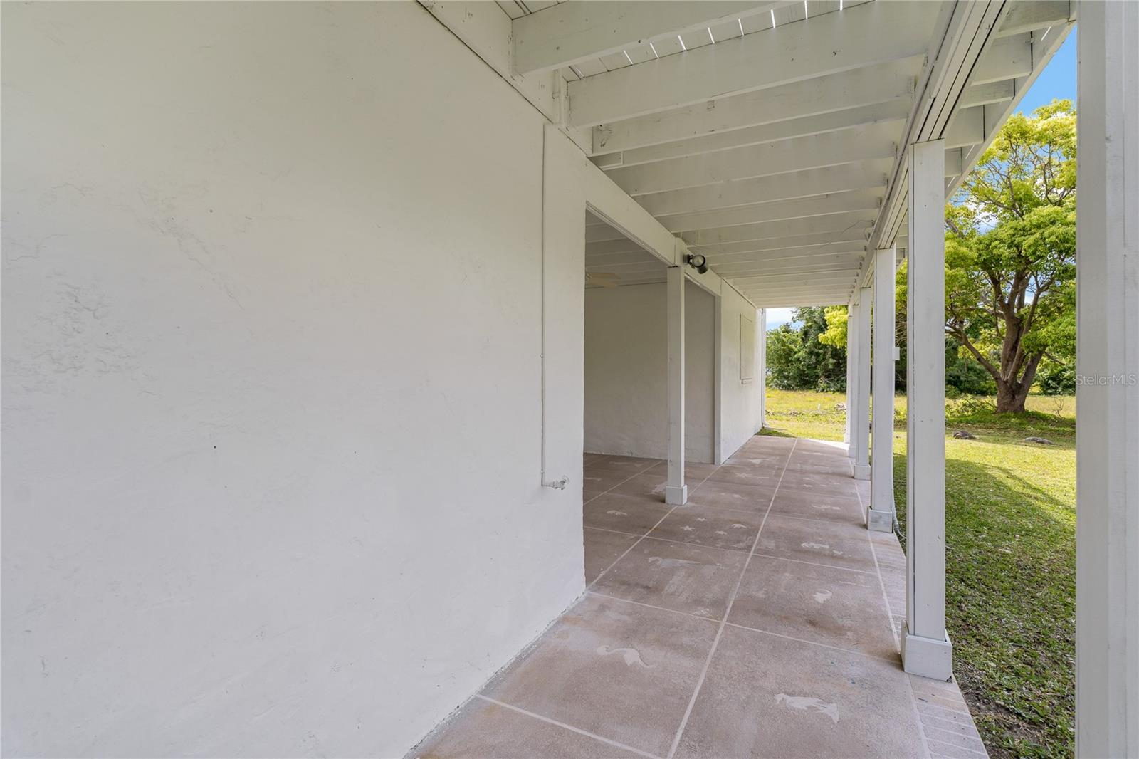 Image 7 of 69 For 16321 Gasparilla Drive